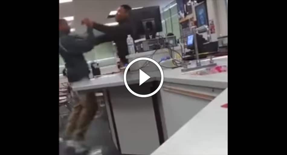 Teacher uses ‘UFC-style’ technique to end classroom fight