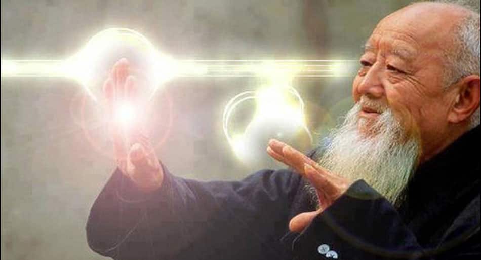 The REAL way end a fight in seconds without throwing a single punch