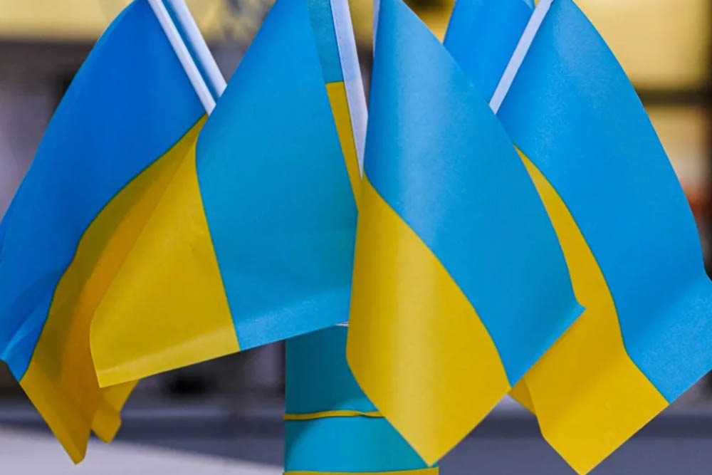 Sports Illustrated Notebook: Ongoing war puts Russian and Ukrainian fighters in difficult position