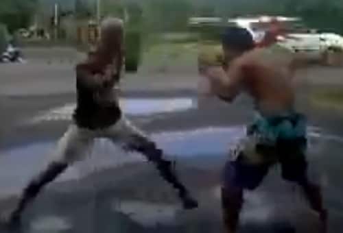 Very muddy street fight with good skills – ends decisively