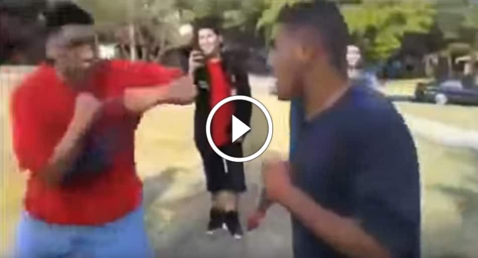 Fight with good defensive boxing skills – gets bloody fast