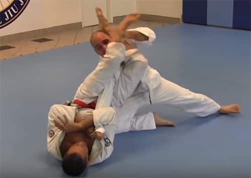 White belt issues friendly challenge to Jiu-Jitsu Grandmaster