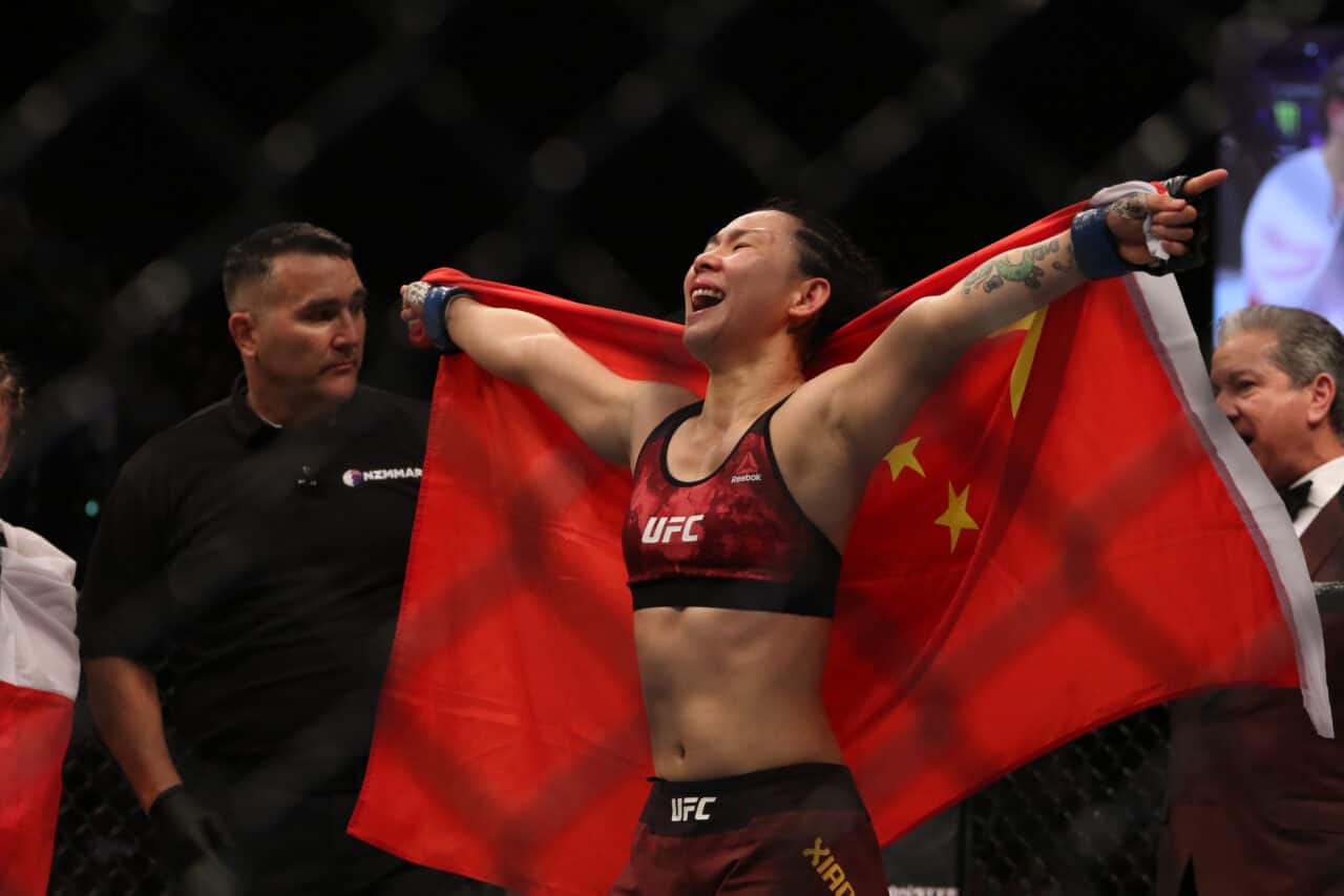 Carla Esparza dominates and pummels Yan Xiaonan in TKO victory at UFC Vegas 27
